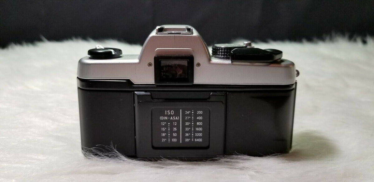35mm SLR Camera with 50 mm Lens L16632