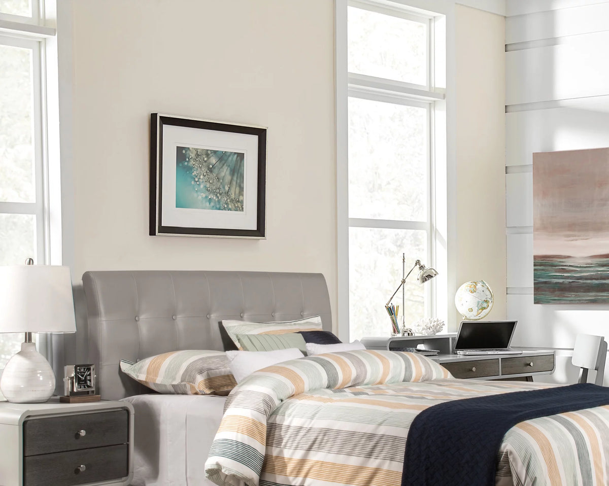 Gray Faux Leather Upholstered Queen Headboard D987917