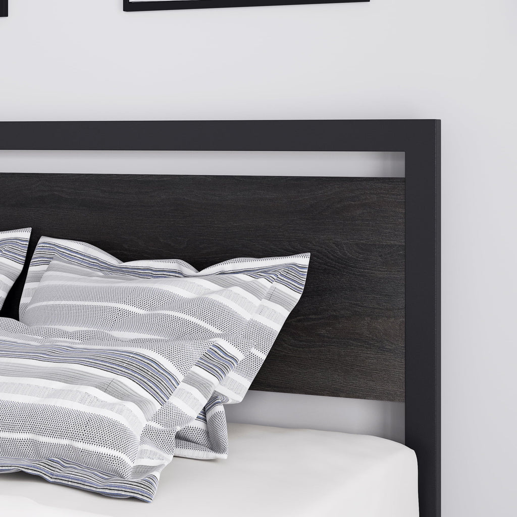 Queen Size Metal Platform Bed Frame with Wooden Headboard Footboard U2878