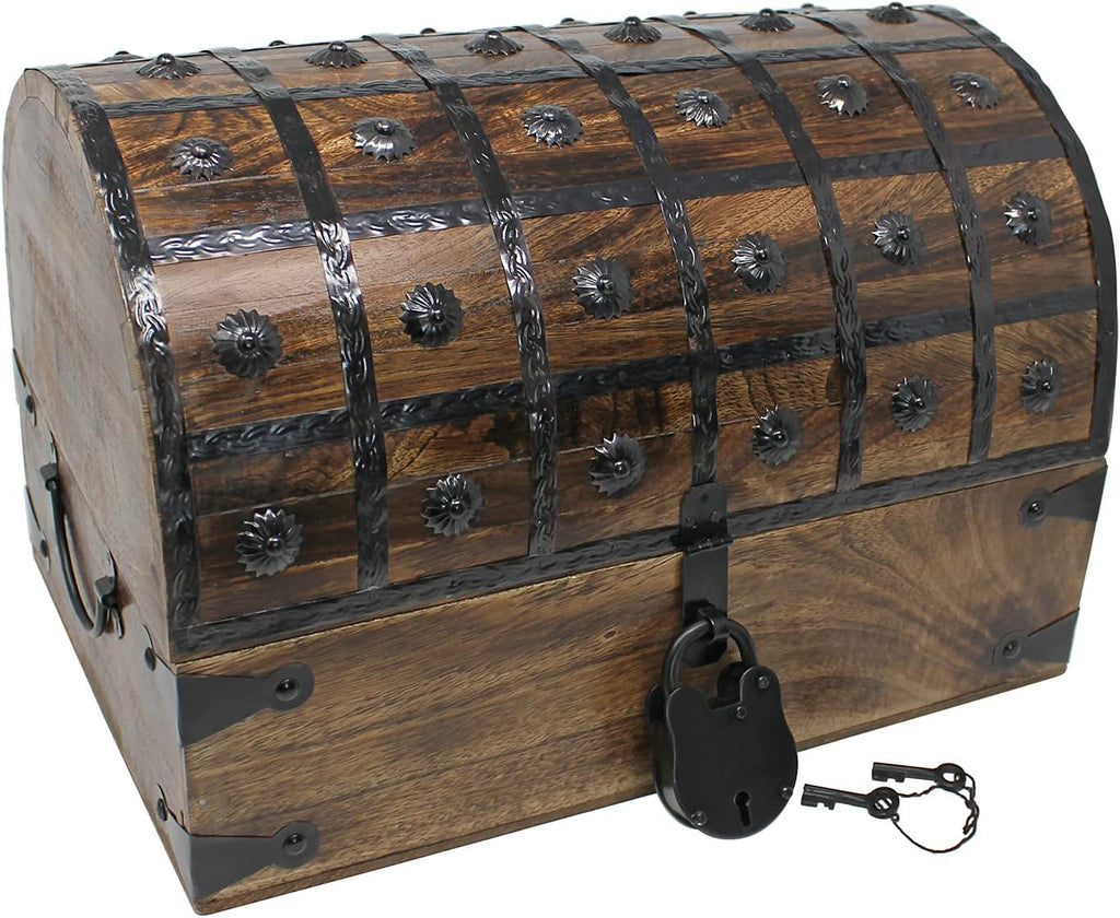 Pirate Treasure Chest with Iron Lock and Skeleton Key R500