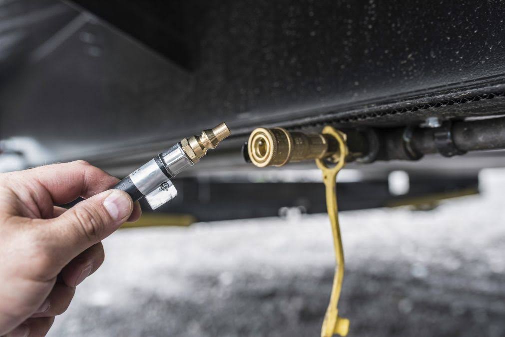 RV Connection Hose V399740