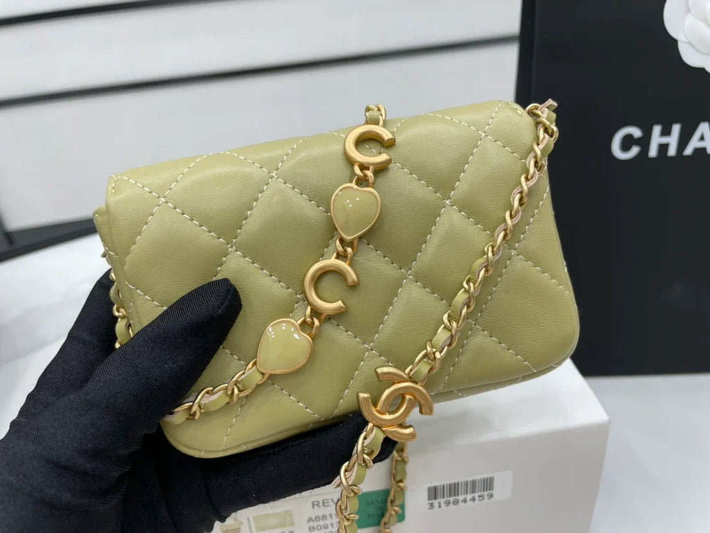 Green Mini Flap Bag D652