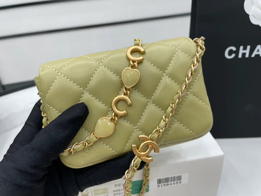 Green Mini Flap Bag D652
