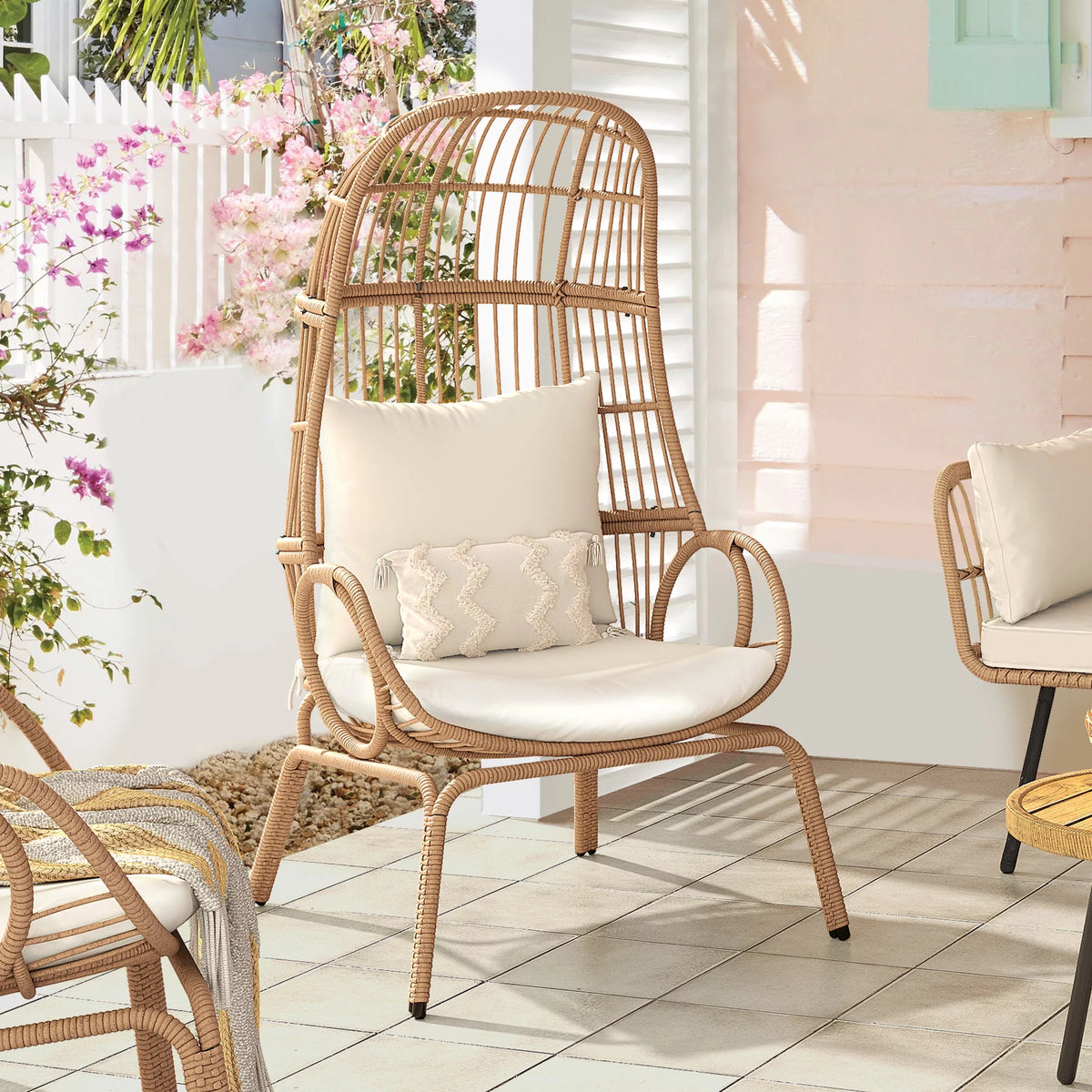 Oversized Wicker Egg Chair with Steel Frame P580