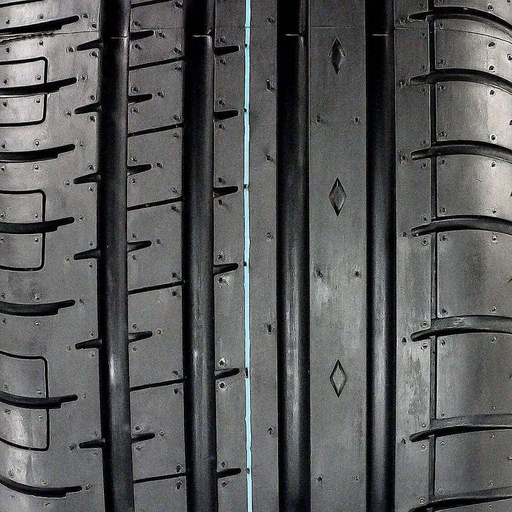 235/50ZR17 100Y XL All Season Passenger Tire I2396