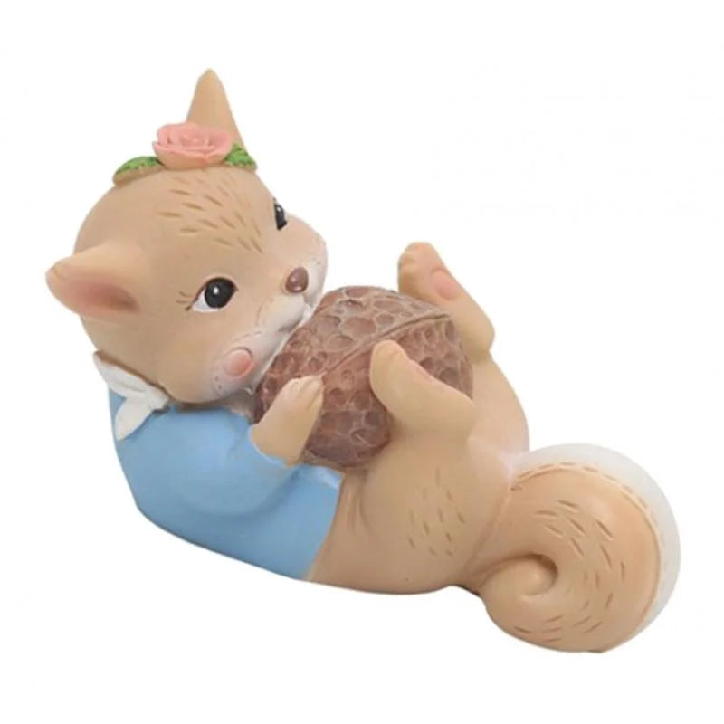 Walnut Mini Resin Squirrel Figures Hand-painted Ornament G81025