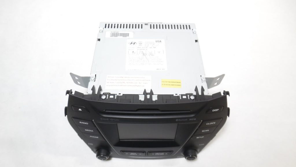 CD Player Radio Media Receiver with Display OEM V868273
