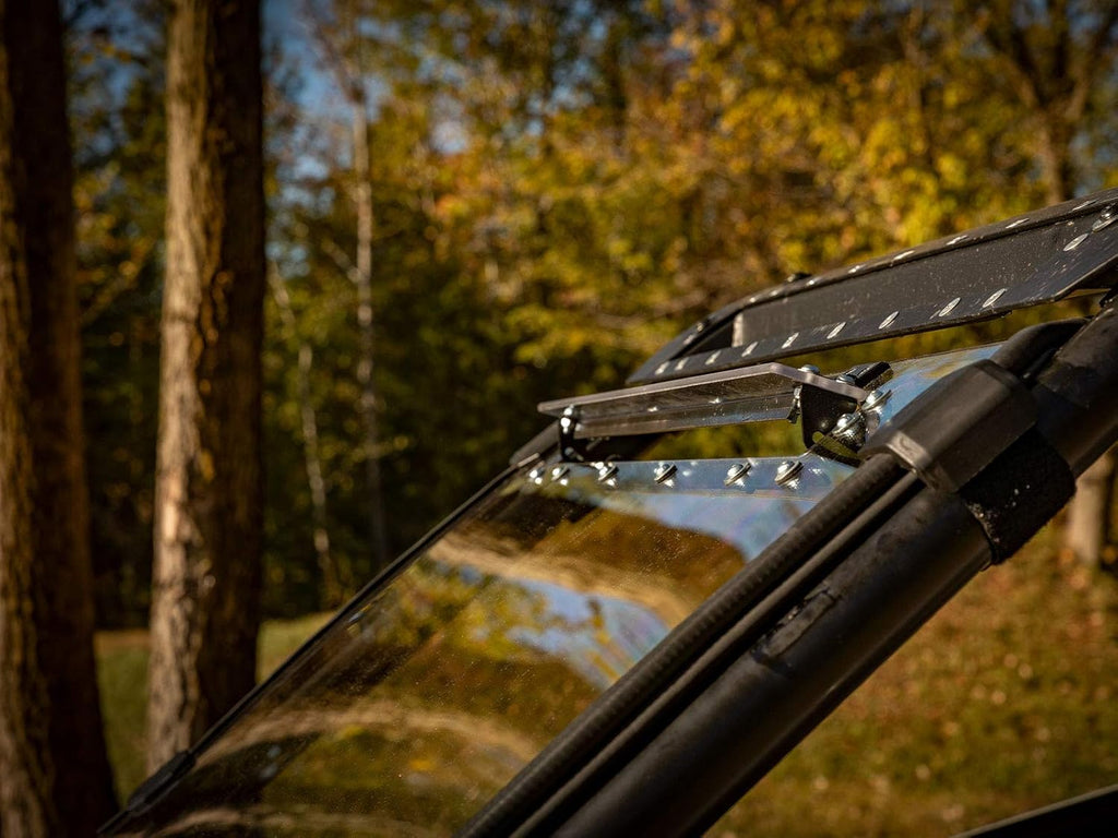 Heavy-Duty Scratch Resistant Vented Full Windshield Z8254