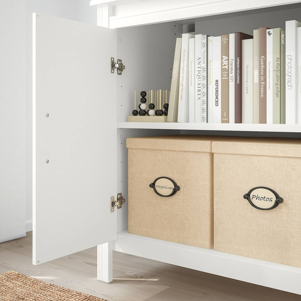 White High Cabinet with Doors O4432