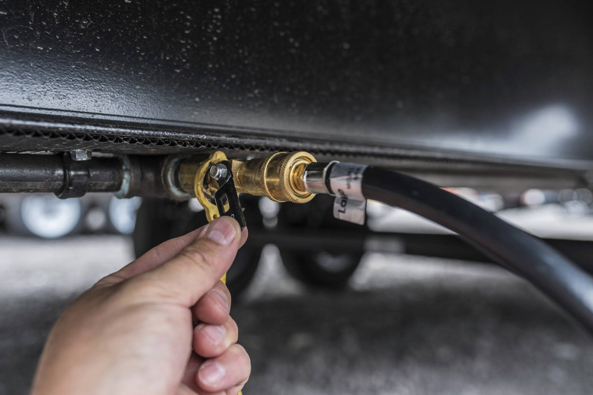 RV Connection Hose V399740
