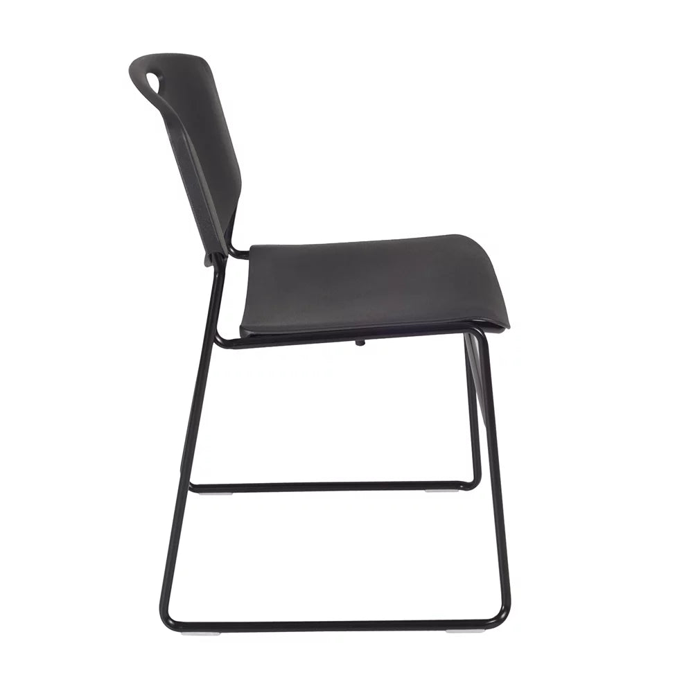 48" Round Breakroom Table & 4 Stack Chairs Z31675
