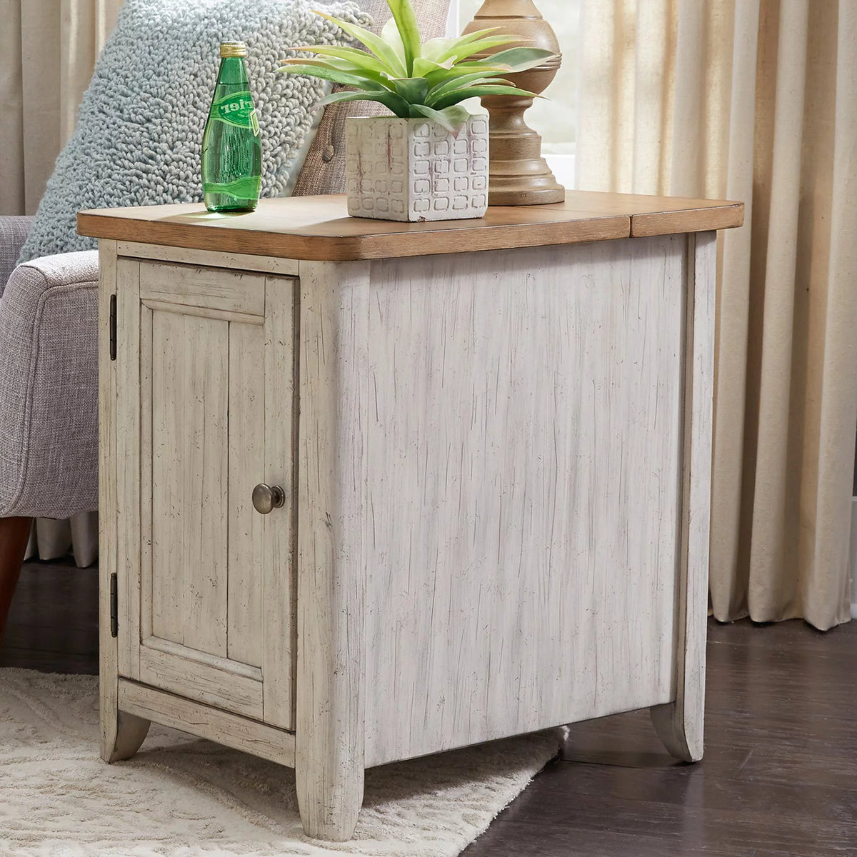 White Door Chair Side Table with Charging Station U909